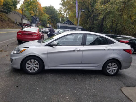 2016 Hyundai Accent SE