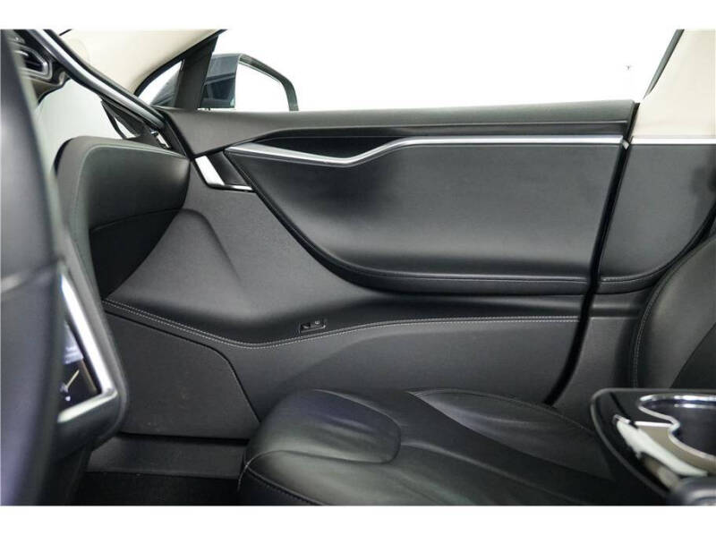 2013 Tesla Model S