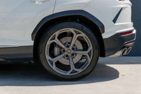 2020 Lamborghini Urus