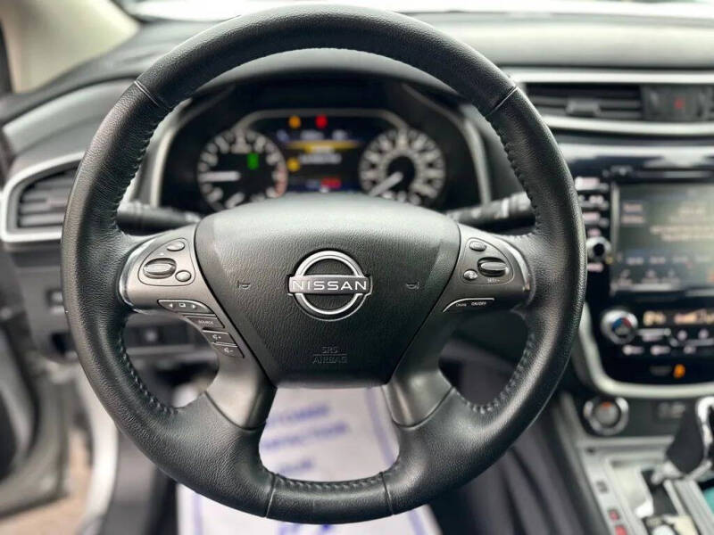 2023 Nissan Murano SV