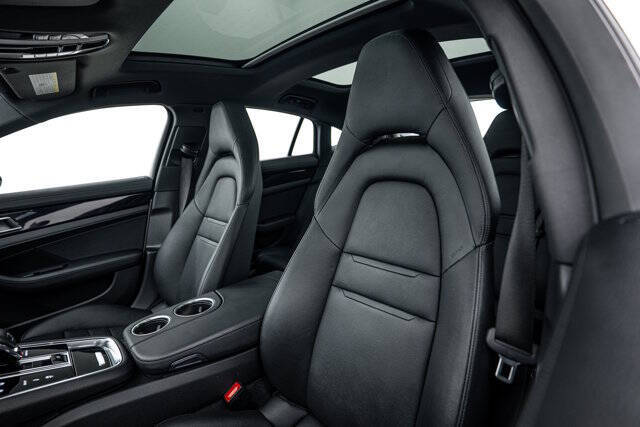 2021 Porsche Panamera 4