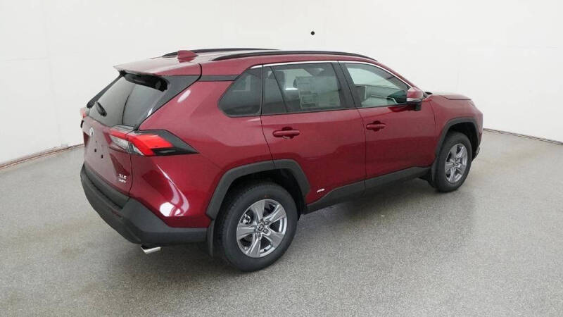 2025 Toyota RAV4 Hybrid XLE