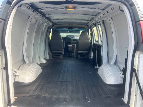 2001 Chevrolet Express G2500