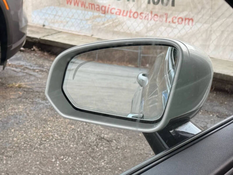 2019 Volvo S60 T6 Momentum