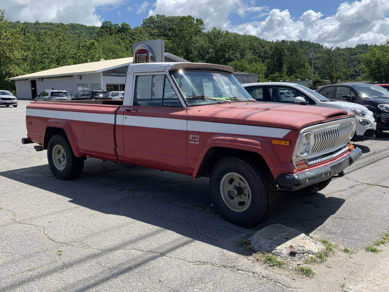 1974 Jeep J-10 Pickup