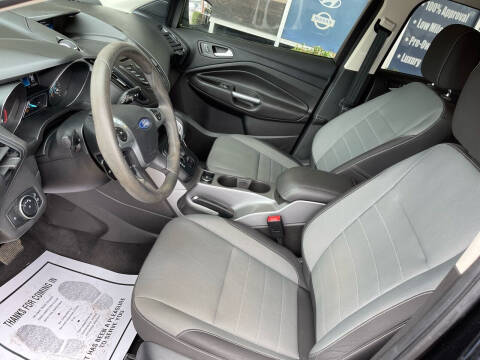 2016 Ford Escape SE