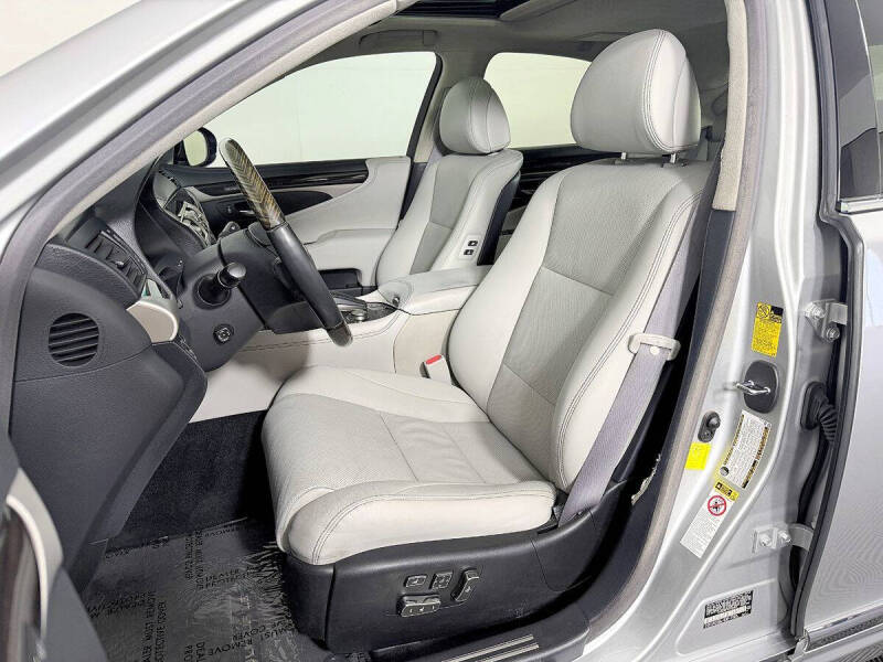 2014 Lexus LS 460