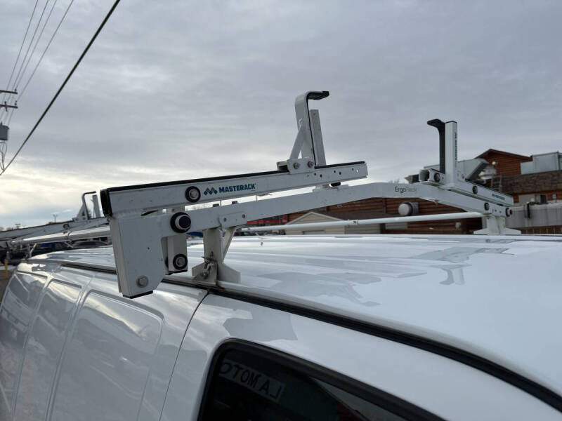 2020 Chevrolet Express 2500