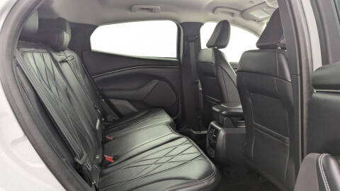 2023 Ford Mustang Mach-E Select