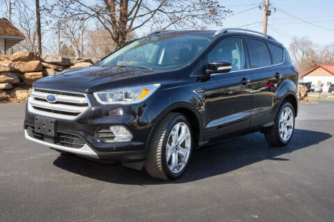 2019 Ford Escape for sale at CROSSROAD MOTORS in Caseyville IL