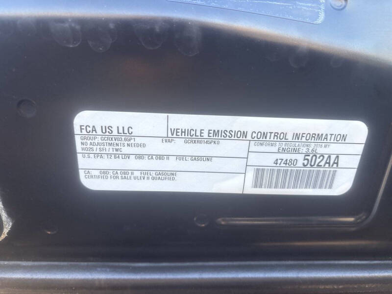 2016 Dodge Challenger SXT Plus