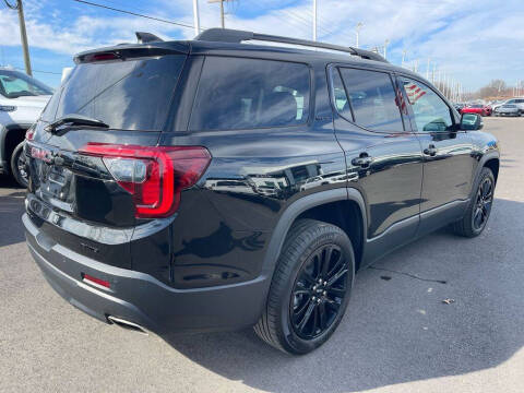 2022 GMC Acadia SLE