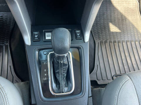 2015 Subaru Forester 2.5i Touring