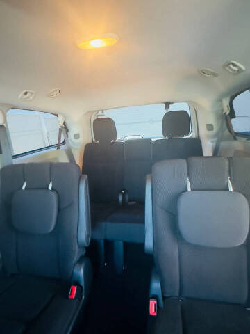 2017 Dodge Grand Caravan SE