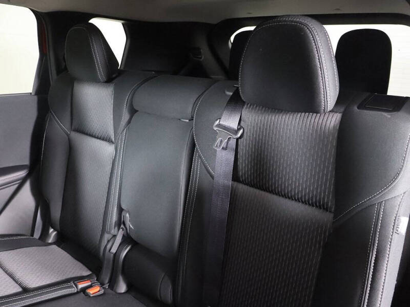 2025 Mitsubishi Outlander ES