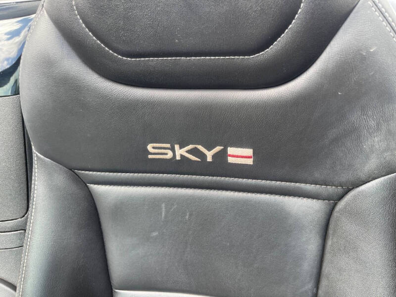 2007 Saturn SKY Red Line