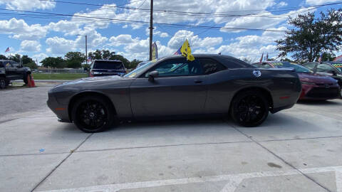 2015 Dodge Challenger SXT Plus