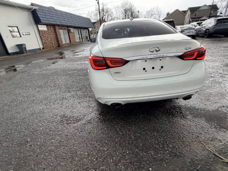 2018 Infiniti Q50 3.0T Luxe