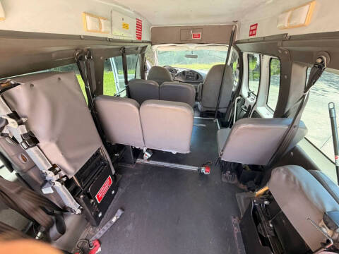 2006 Ford E-Series E-250