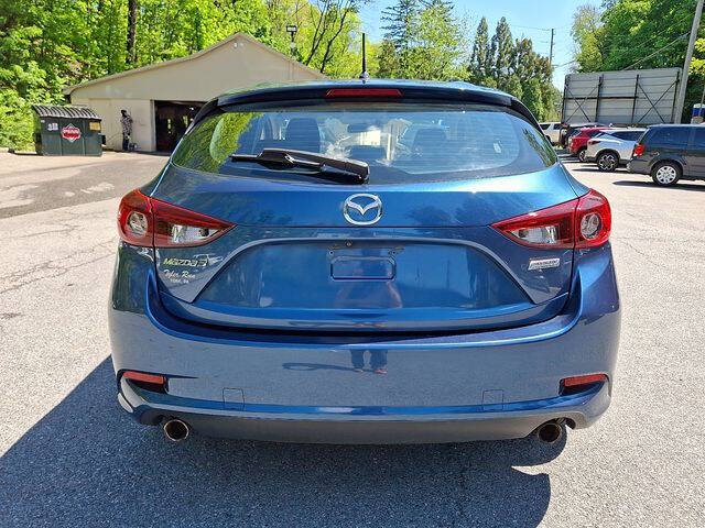 2017 Mazda MAZDA3 Sport