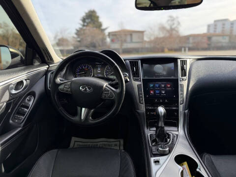 2014 Infiniti Q50 Premium