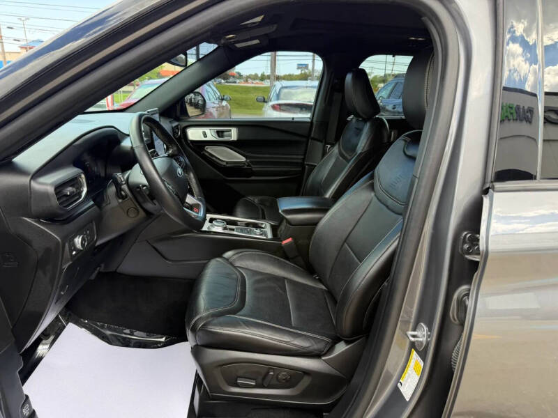 2021 Ford Explorer ST