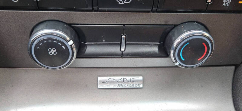 2011 Ford Mustang V6 Premium