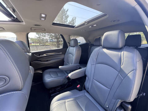 2020 Buick Enclave Essence