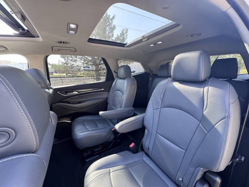 2020 Buick Enclave Essence