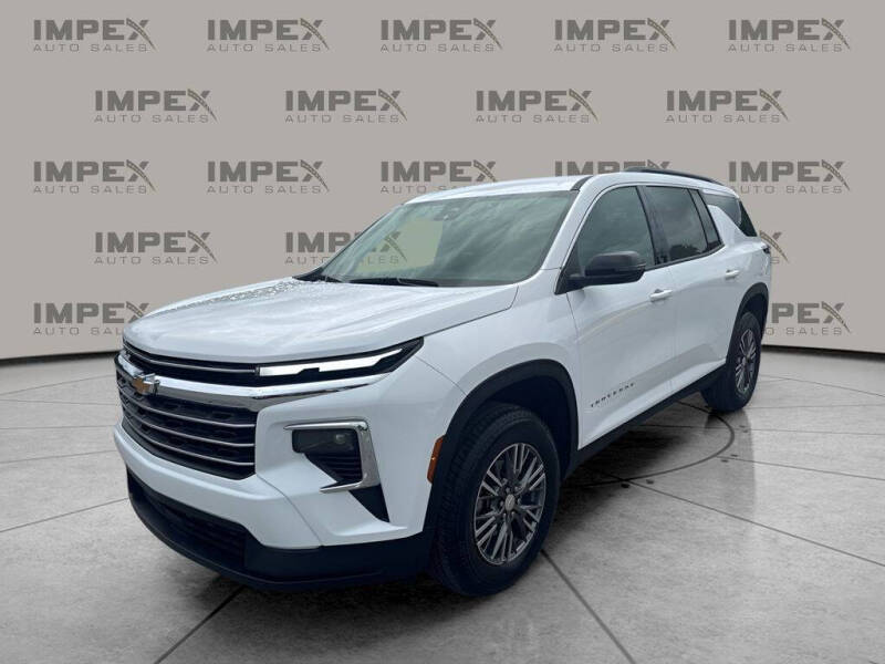 2025 Chevrolet Traverse LT
