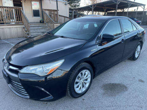 2015 Toyota Camry Hybrid for sale at OASIS PARK & SELL in Spring TX