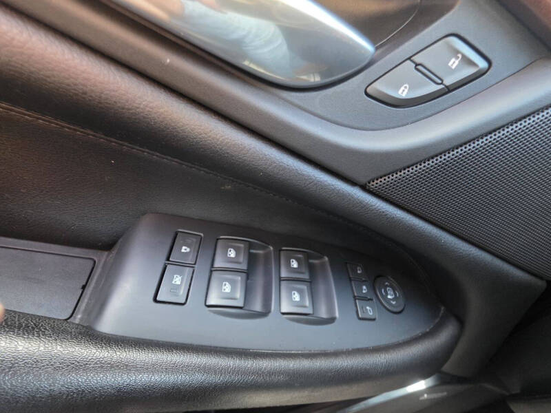 2017 Cadillac Escalade ESV Luxury