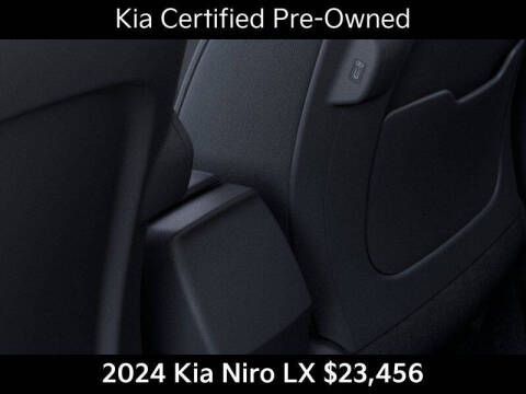 2024 Kia Niro LX