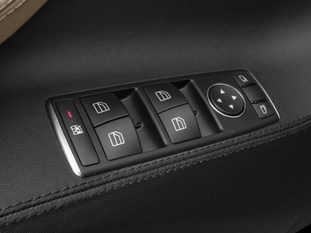 2016 Tesla Model S 70D