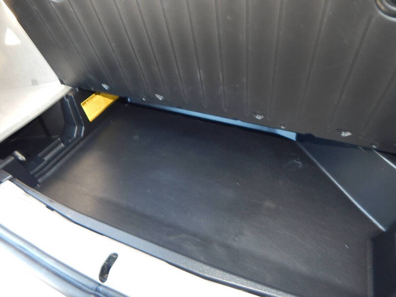 2014 Toyota Prius Three