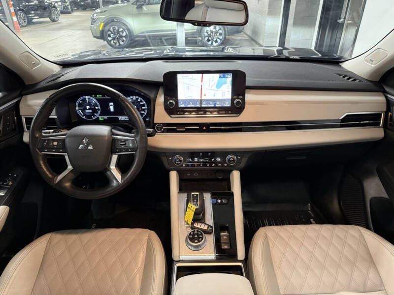 2023 Mitsubishi Outlander PHEV SEL