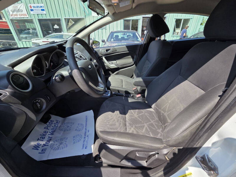 2013 Ford Fiesta SE