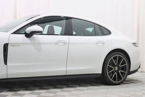 2022 Porsche Panamera