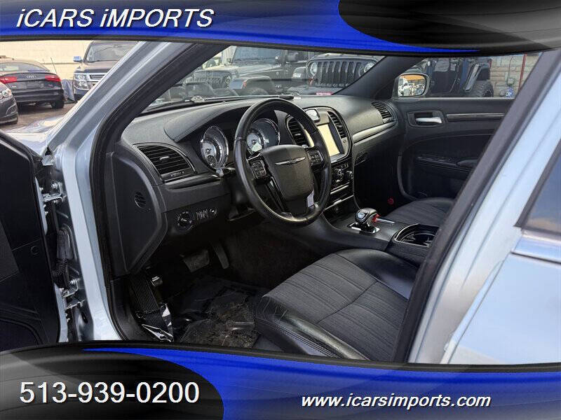 2013 Chrysler 300 Glacier Edition