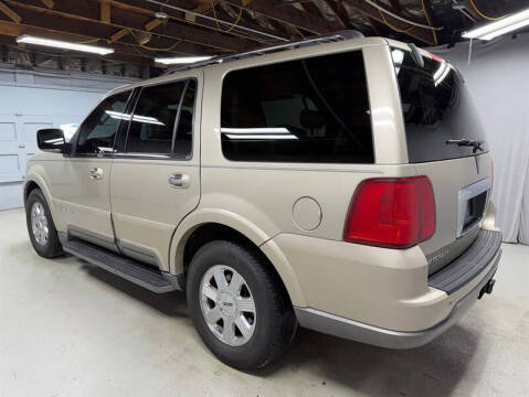 2004 Lincoln Navigator Luxury