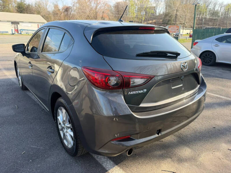 2017 Mazda MAZDA3 Sport