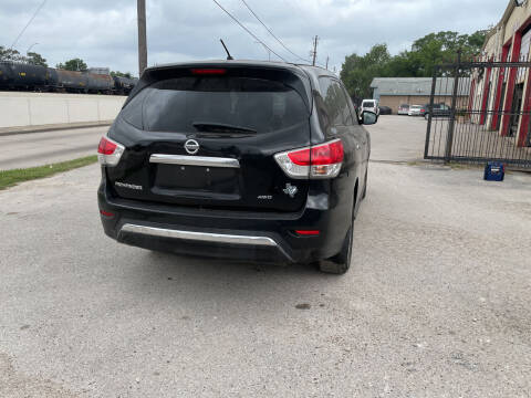 2013 Nissan Pathfinder Platinum