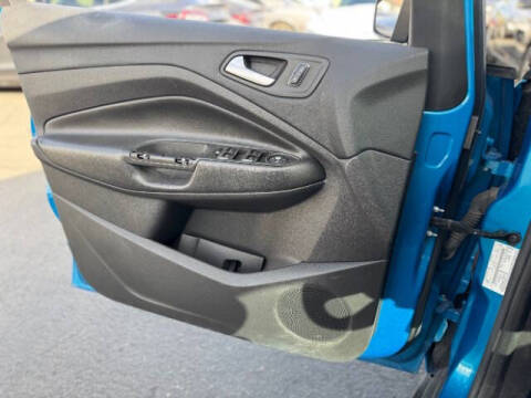 2014 Ford C-MAX Hybrid SE