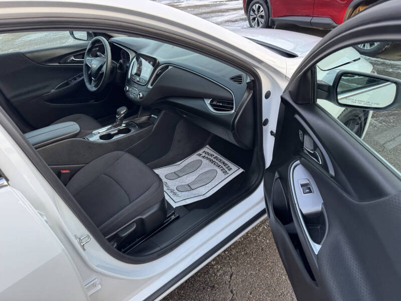 2025 Chevrolet Malibu LT