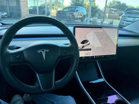 2020 Tesla Model 3 Standard Range