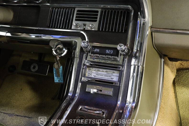 1966 Ford Thunderbird