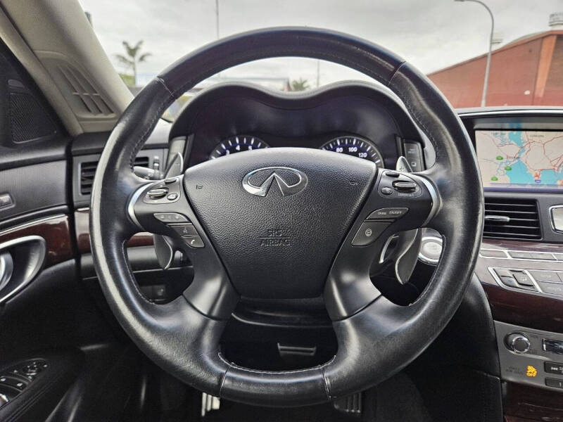 2012 Infiniti M37