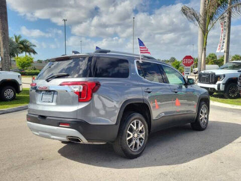 2022 GMC Acadia SLT