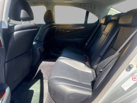 2007 Lexus LS 460