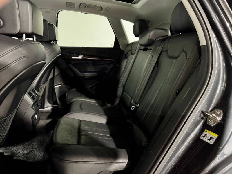 2020 Audi Q5 quattro Premium Plus 45 TFSI